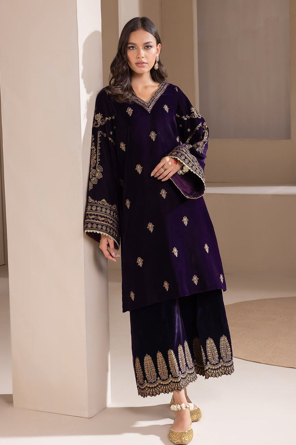 Winter VelVet Collections Baroque&nbsp;